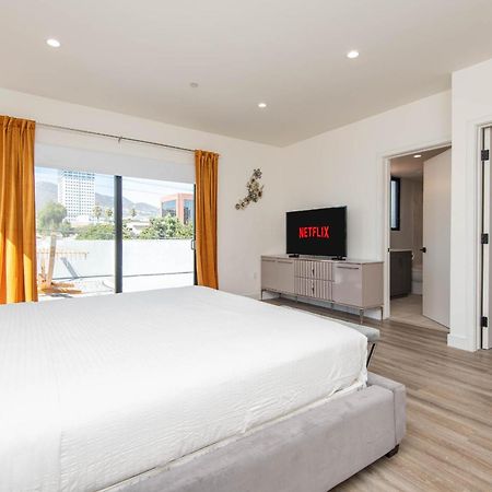 Glamour West Suites Glendale Extérieur photo
