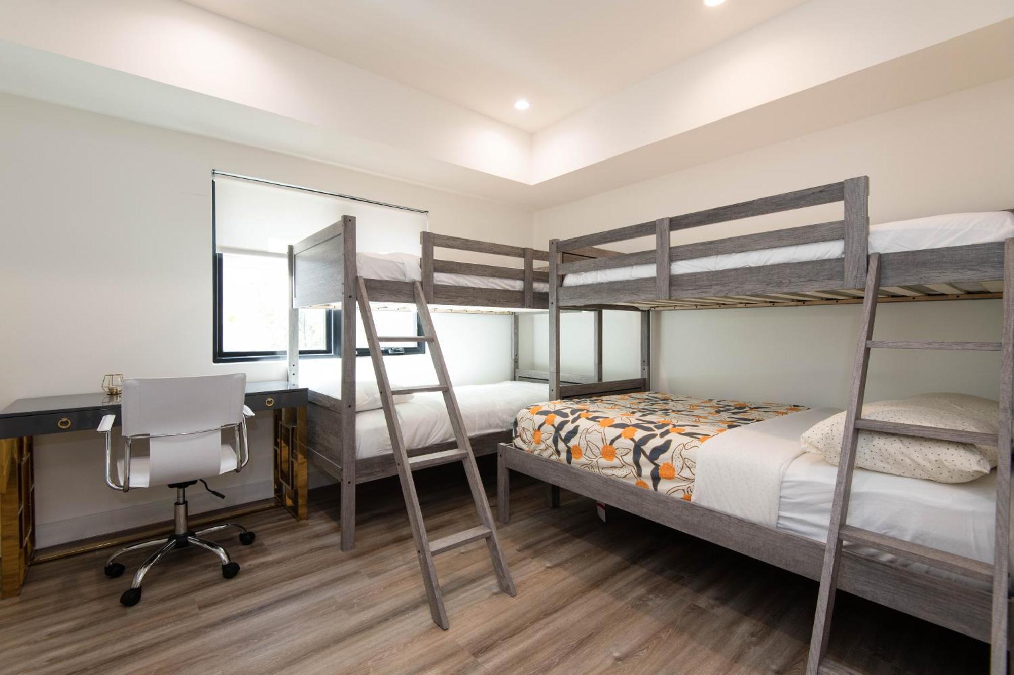 Glamour West Suites Glendale Extérieur photo