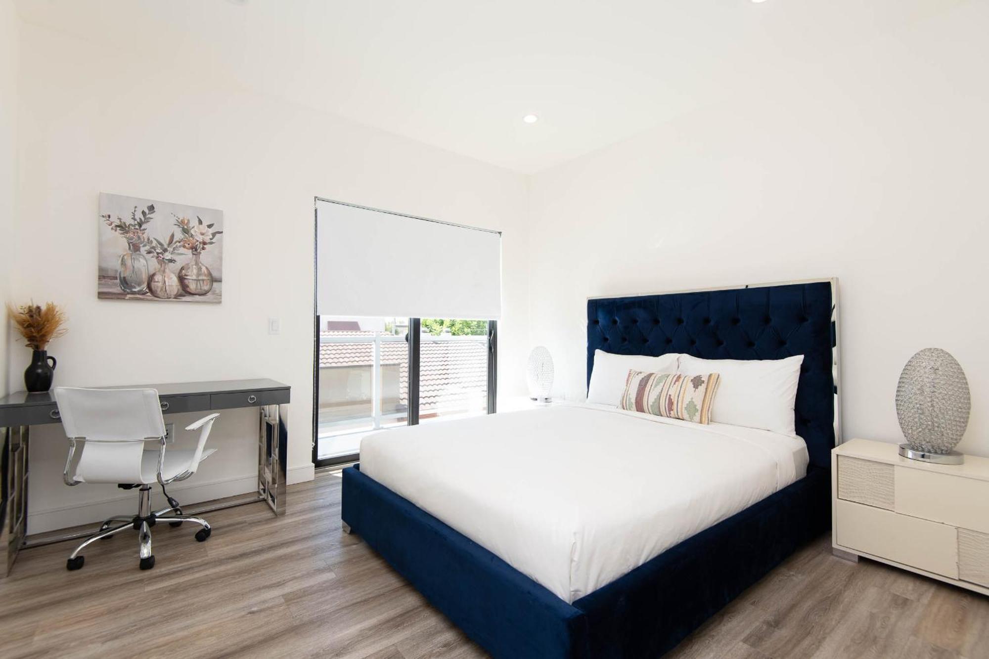 Glamour West Suites Glendale Extérieur photo