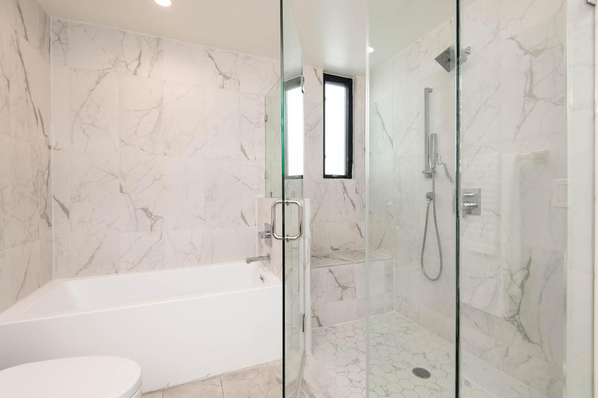 Glamour West Suites Glendale Extérieur photo