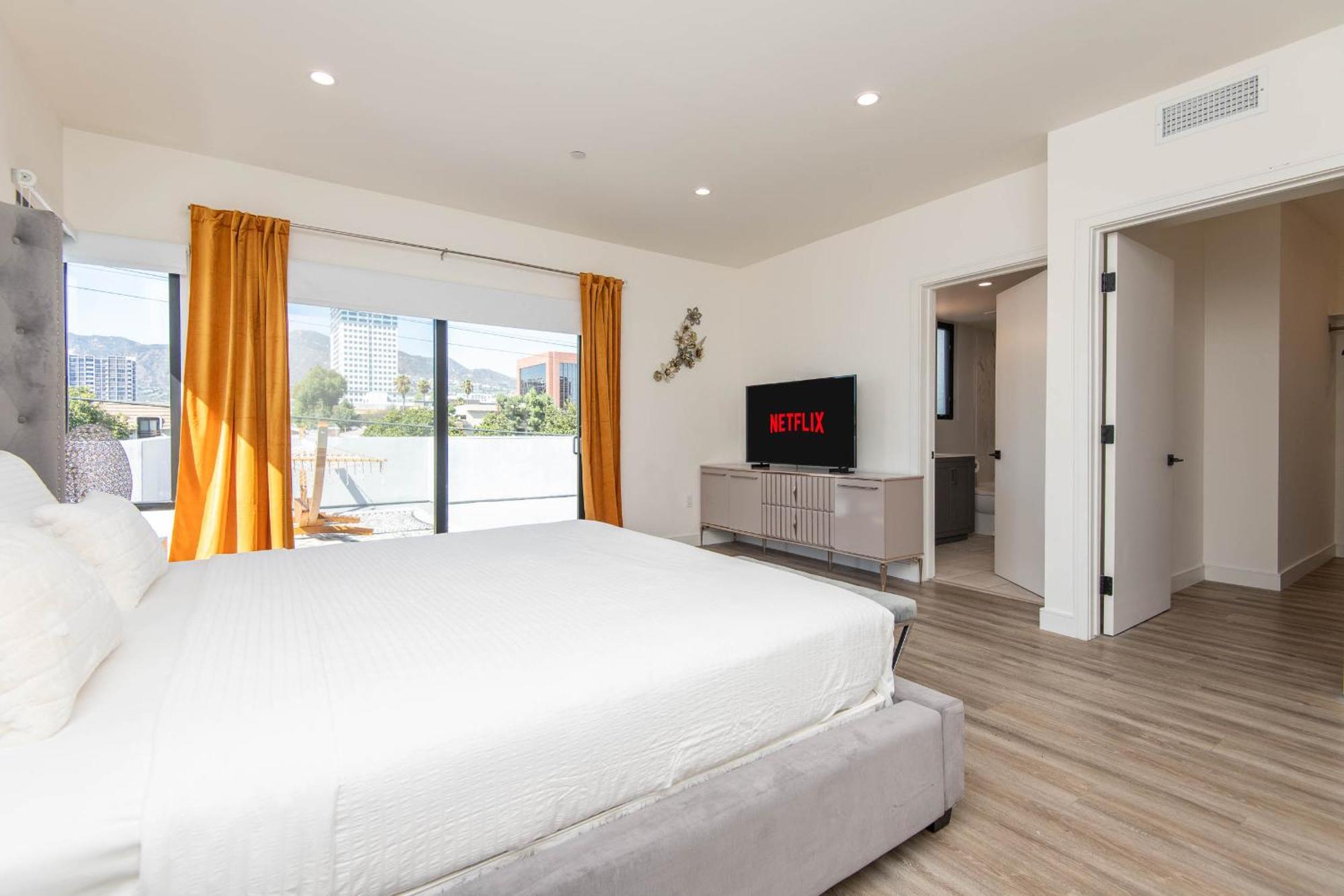 Glamour West Suites Glendale Extérieur photo